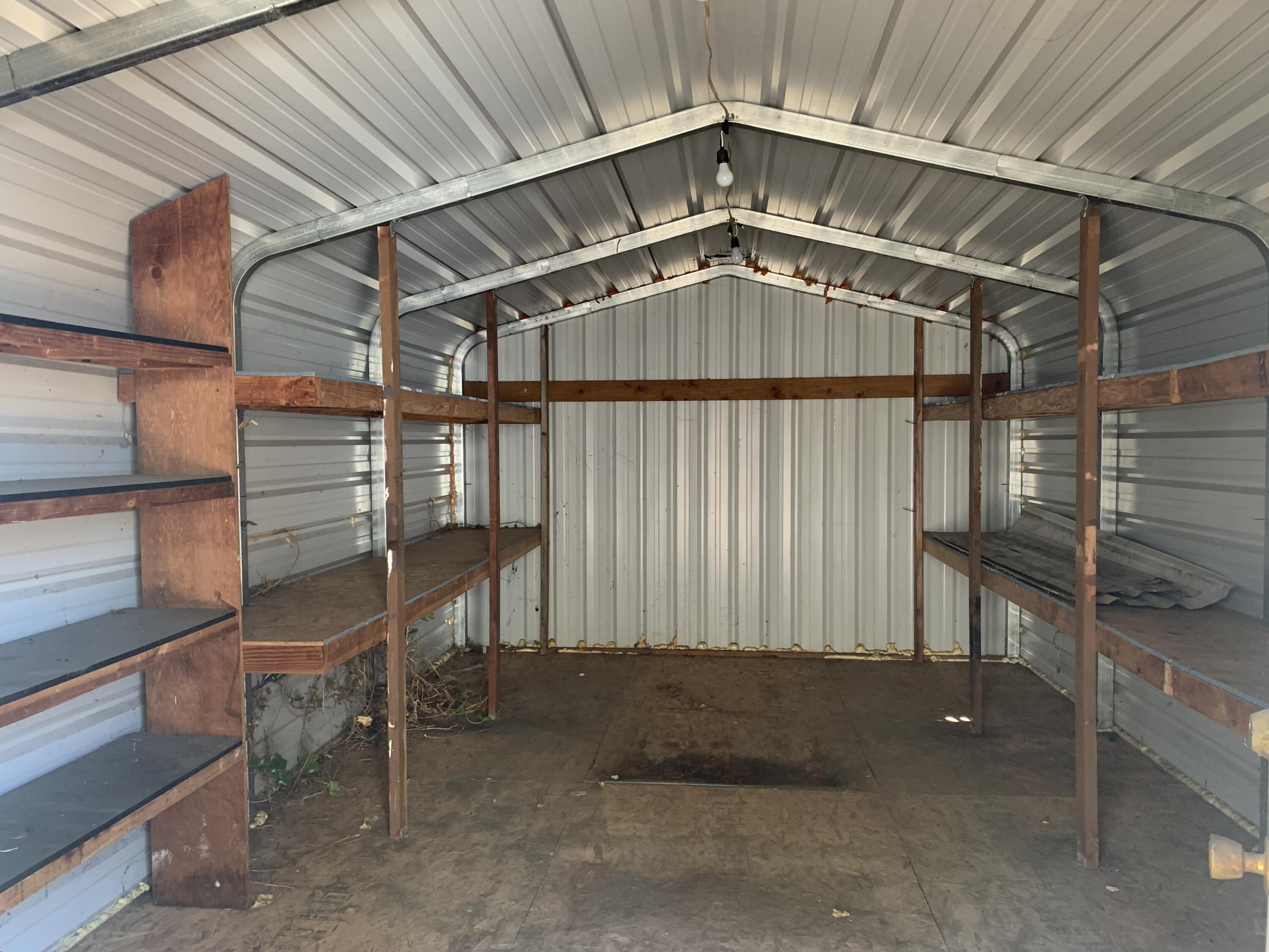 211 Princess Way Central Point, OR 97502 - Photo 42 of 45 Quonset Hut inside