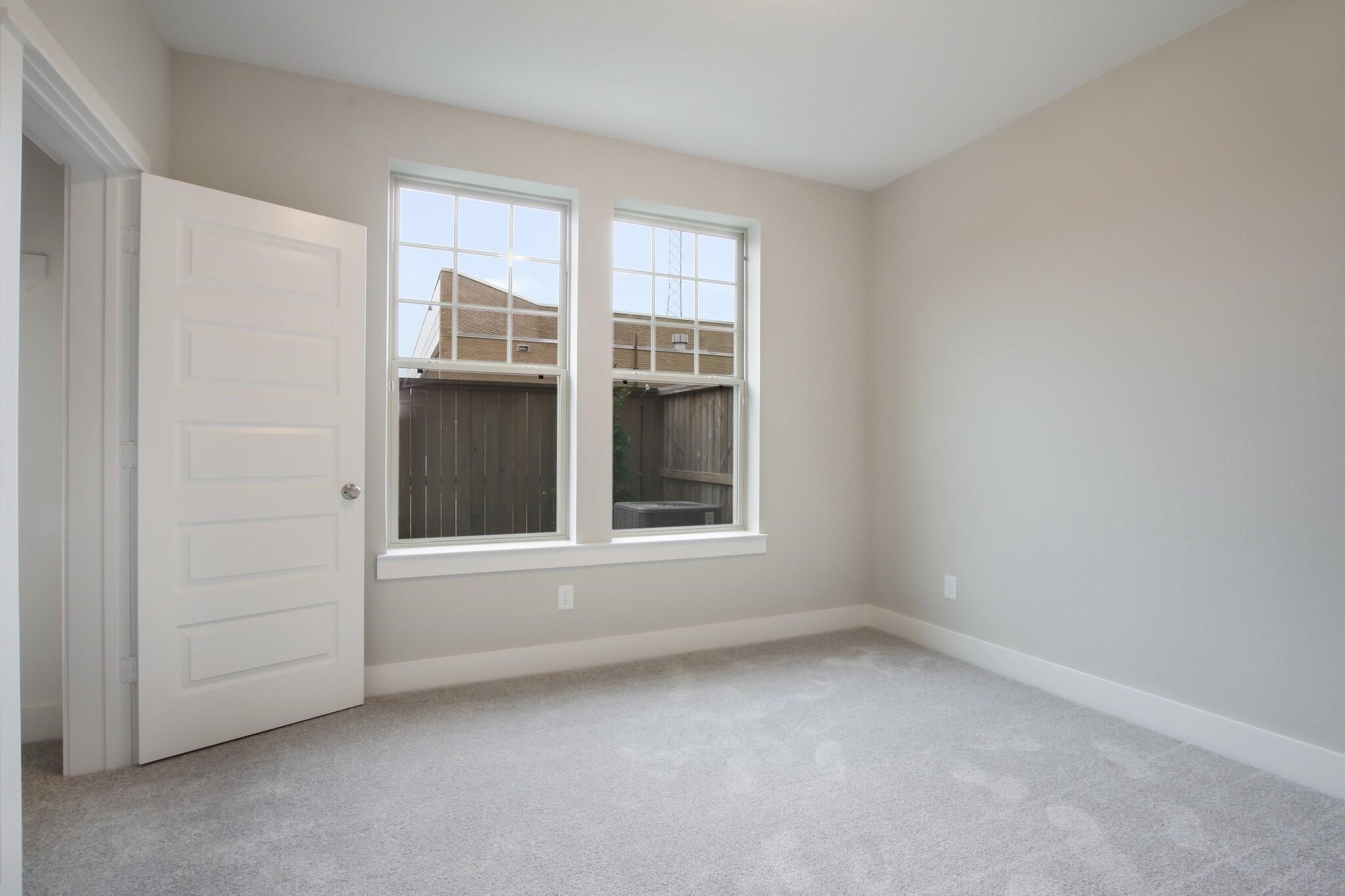 12558 Malachite Way Houston, TX 77077 - Photo 3 of 27
