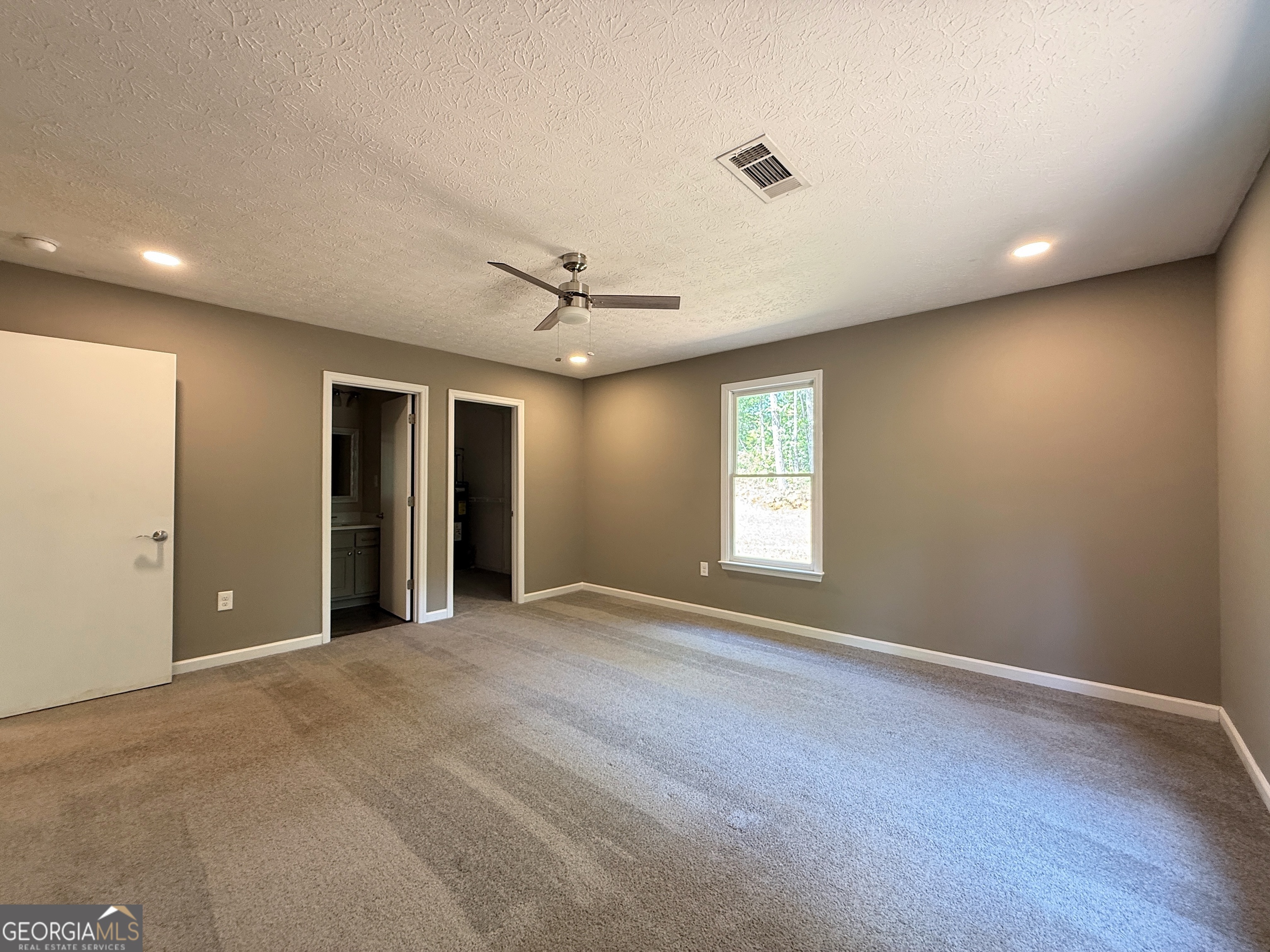 245 Lake Talbot Road Box Springs, GA 31801 - Photo 10 of 31