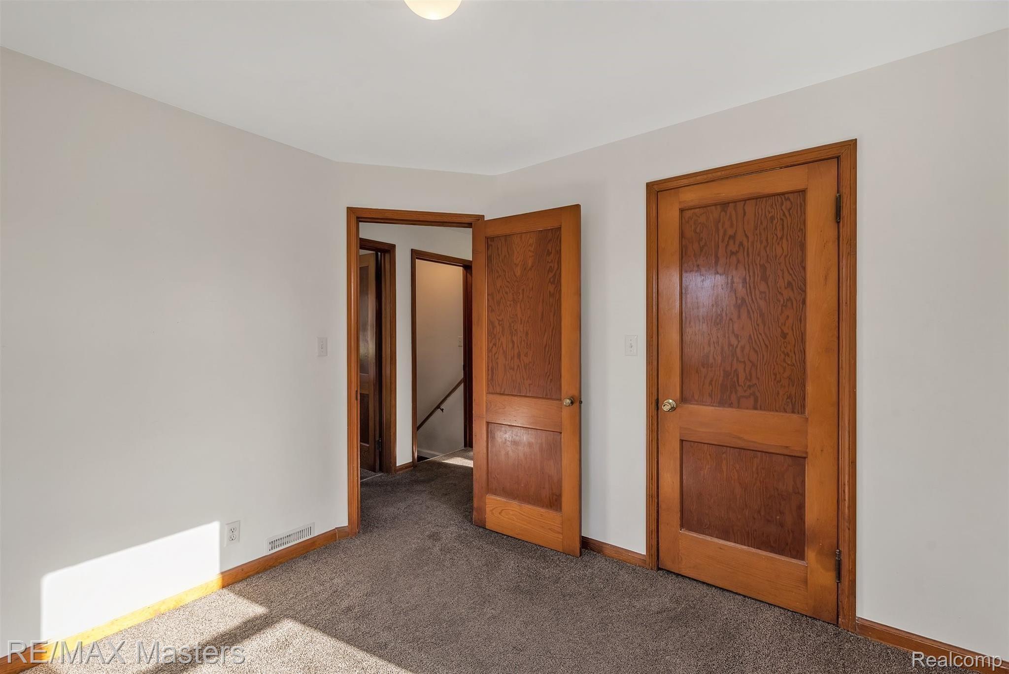 160 Ready Road Carleton, MI 48117 - Photo 12 of 27 23-160-Ready-Rd-WindowStill-Real-Es.jpg
