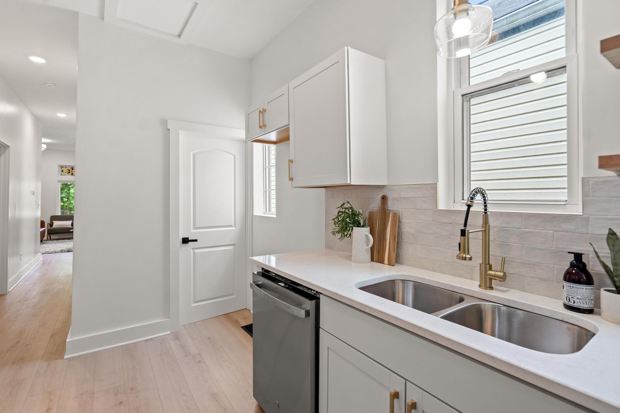 408 East 18th Street Covington, KY 41014 - Photo 9 of 18