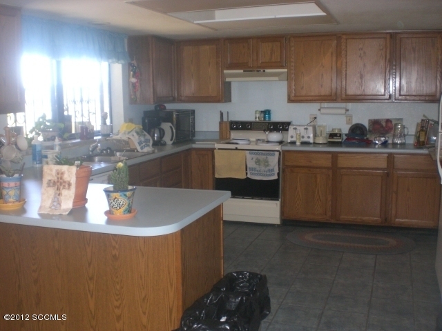 383 Paseo Picamaderos Rio Rico, AZ 85648 - Photo 4 of 10