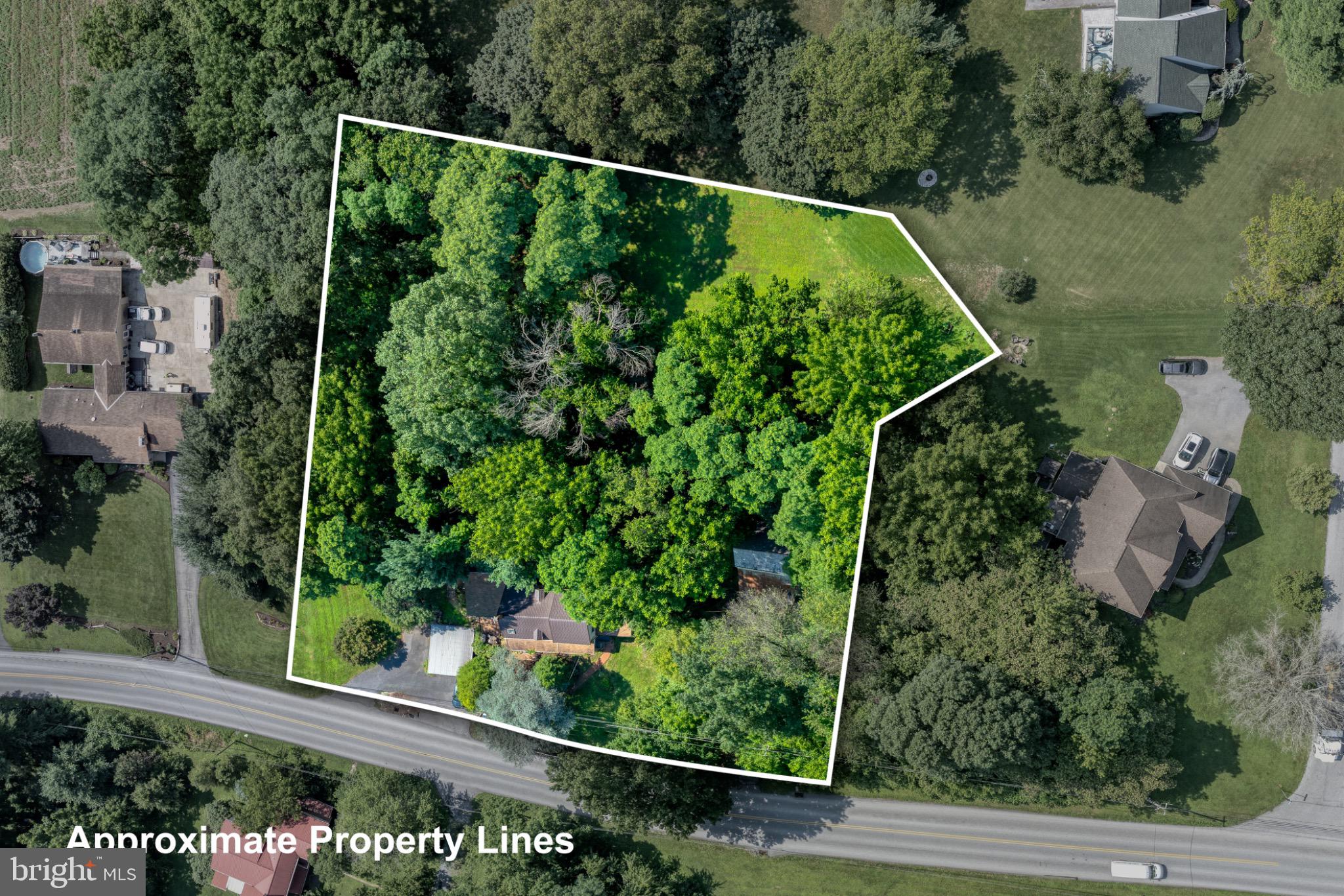 1592 White Oak Road Strasburg, PA 17579 - Photo 56 of 68 Lush greenery defines this spacious lot.