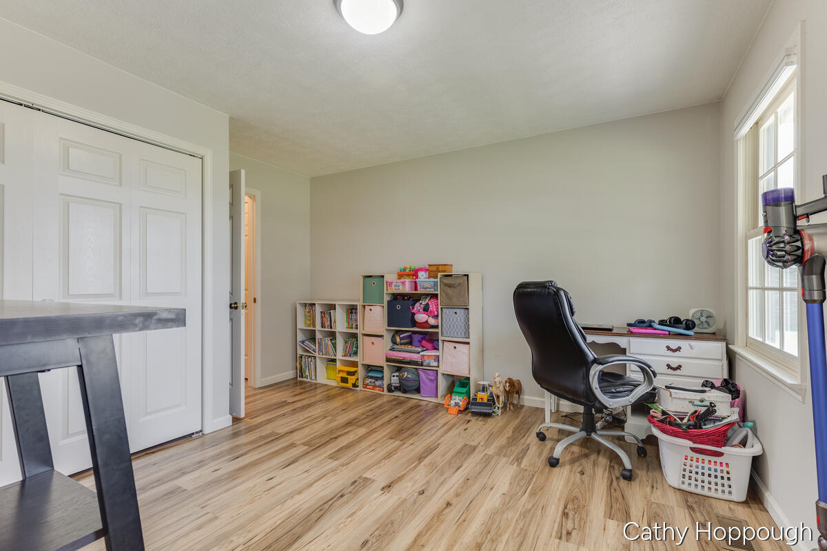 8152 Murphy Road Lyons, MI 48851 - Photo 23 of 70 8152_Murphy_CATHY-54