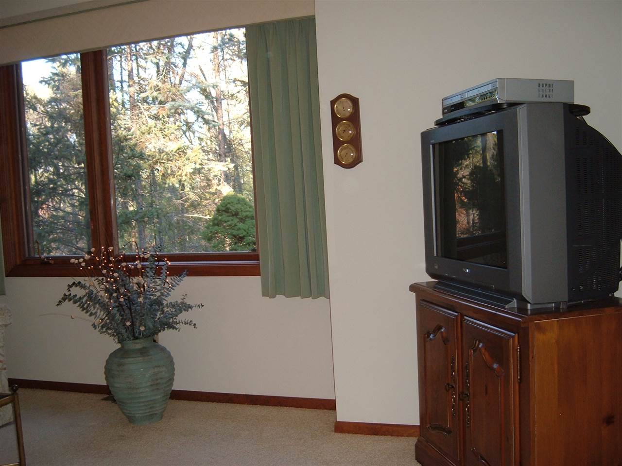 6459 Mission Ridge Traverse City, MI 49686 - Photo 16 of 30 1815102-15.JPG