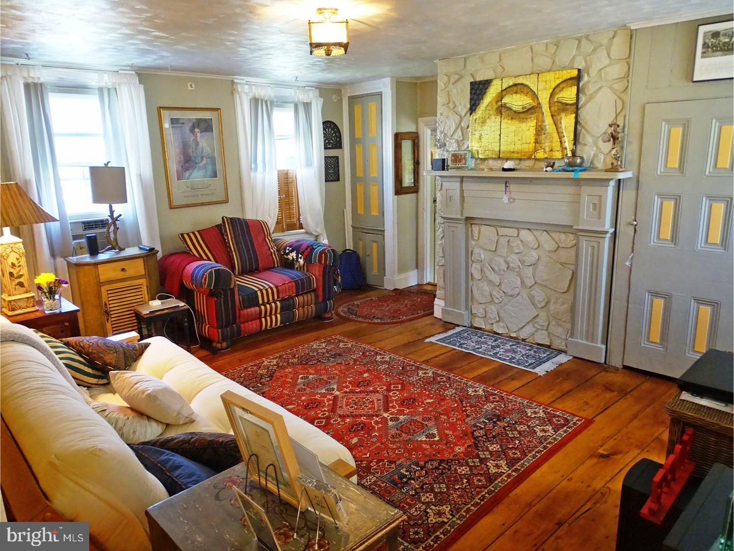 536 Heacock Road Yardley, PA 19067 - Photo 8 of 25 Living Room
