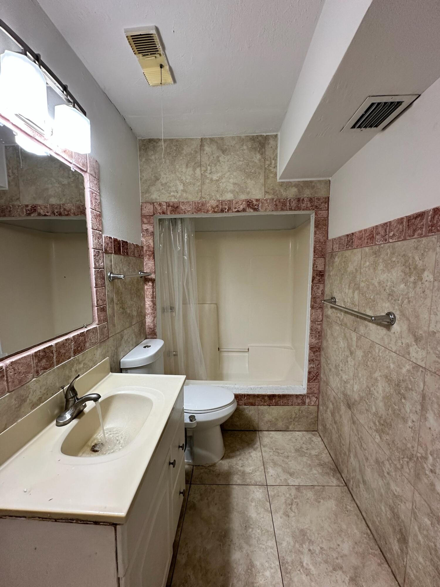 3210 Eagle Avenue Key West, FL 33040 - Photo 13 of 35 Photo Dec 22 2024, 14 11 26