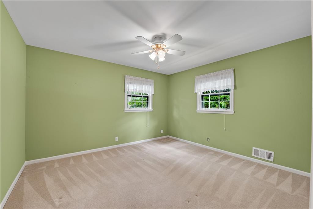 4589 Holliston Road Dunwoody, GA 30360 - Photo 28 of 43