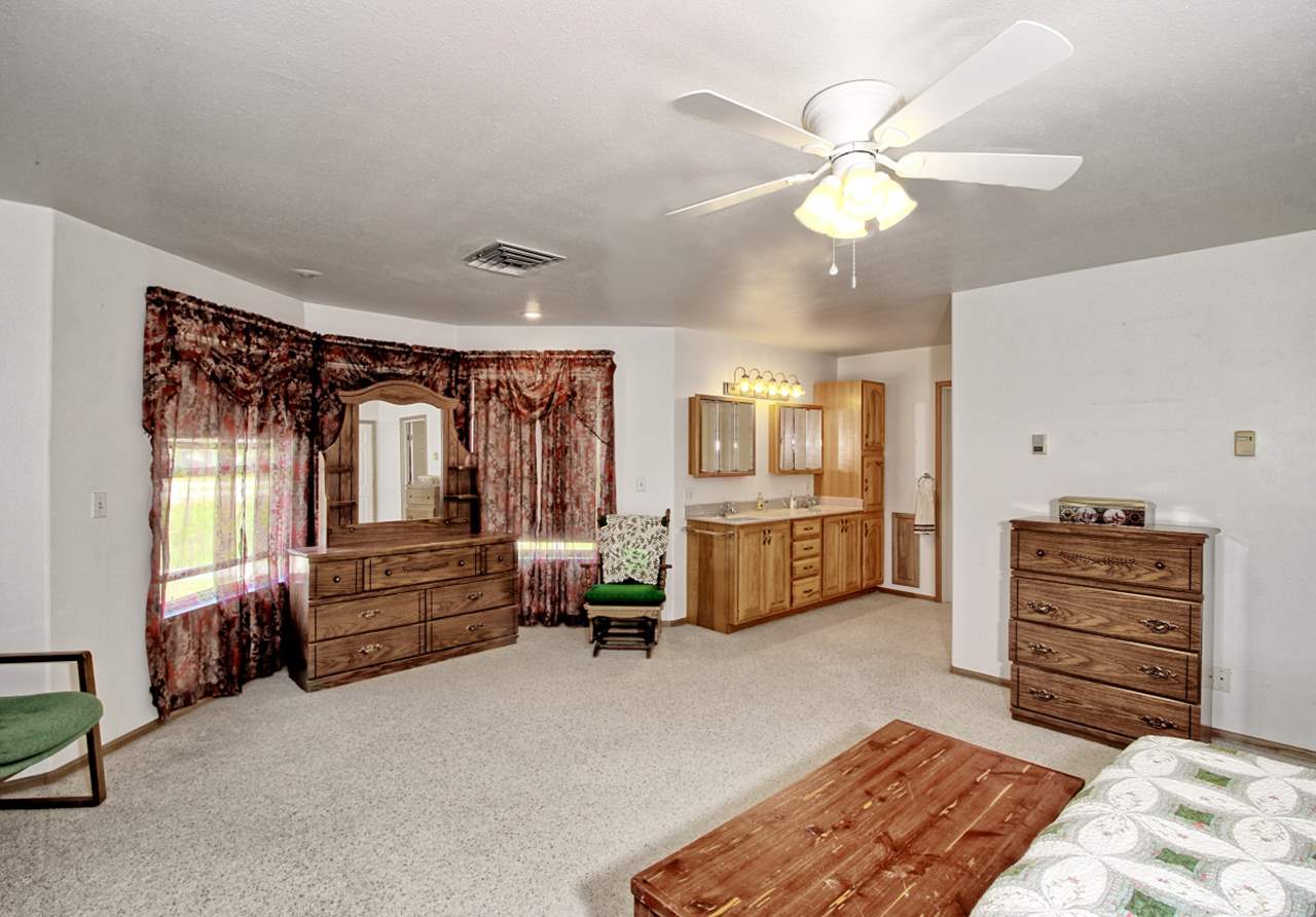 1545 16 Road Loma, CO 81524 - Photo 20 of 42 Gallery Image 20