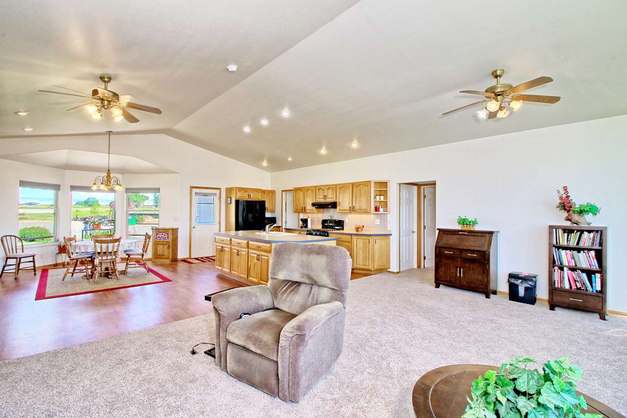 1545 16 Road Loma, CO 81524 - Photo 5 of 42 Gallery Image 5