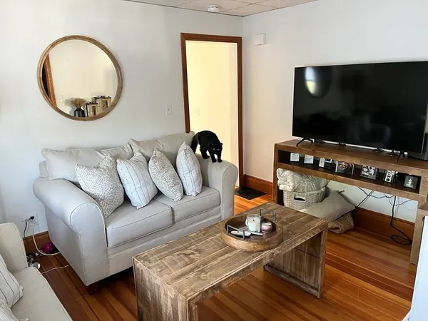 $2,500 | 102 Summer Street, Unit 2, Weymouth, MA 02188