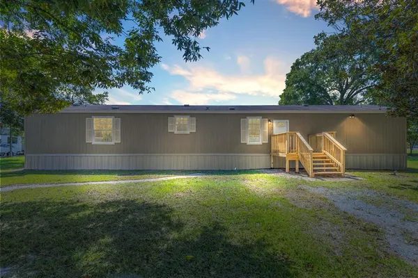 $104,900 | 1207 Yoakum Street, Elton, LA 70532