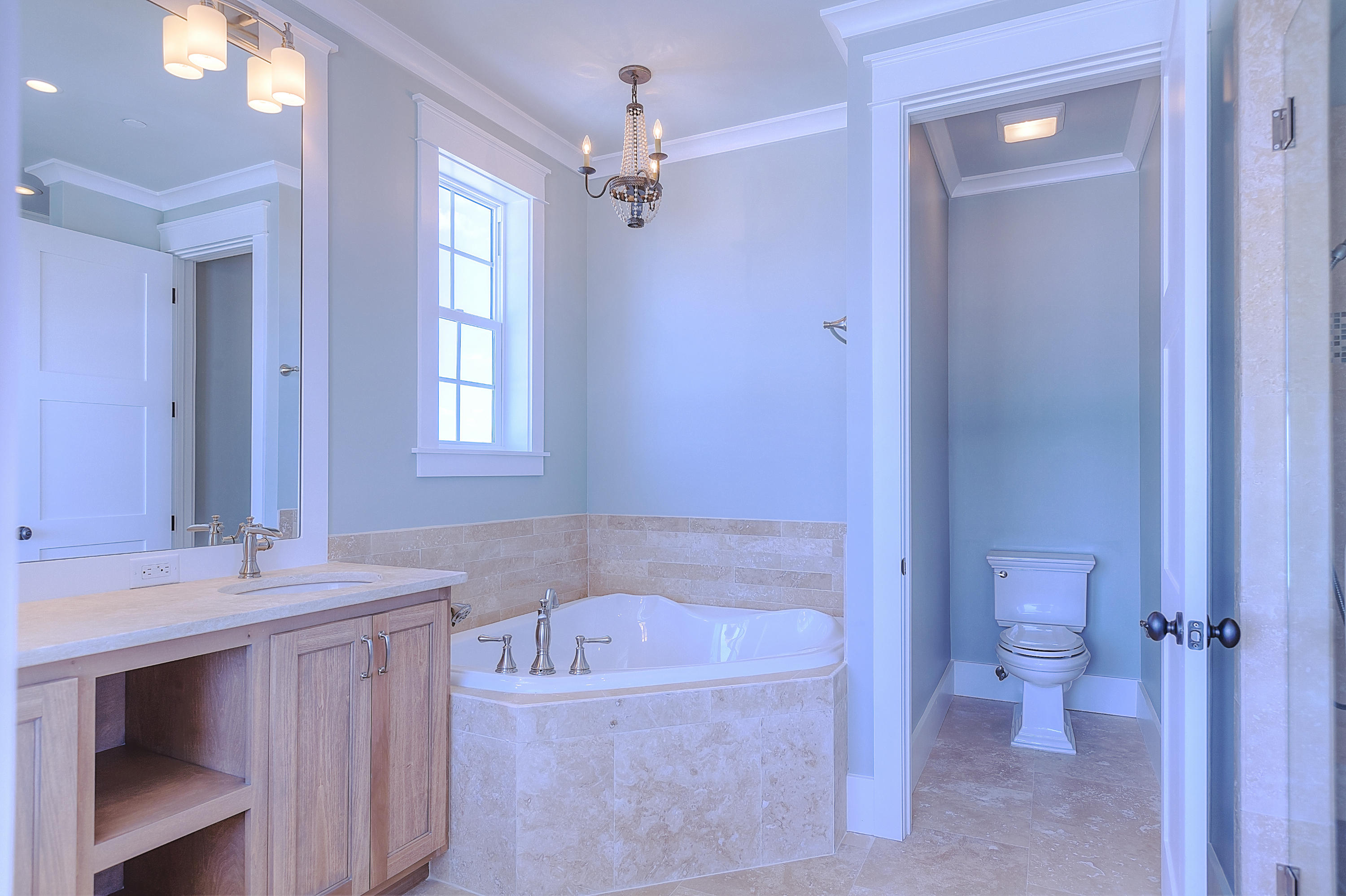 94 Emerald Cove Inlet Beach Inlet Beach, FL 32461 - Photo 18 of 21 a bathroom with a tub a sink and mirror