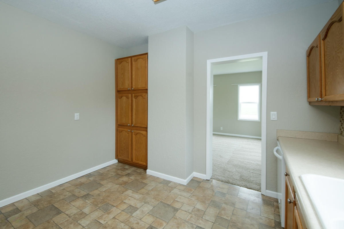 17788 Highway 86 Three Rivers, MI 49093 - Photo 8 of 21 17788 M86-108