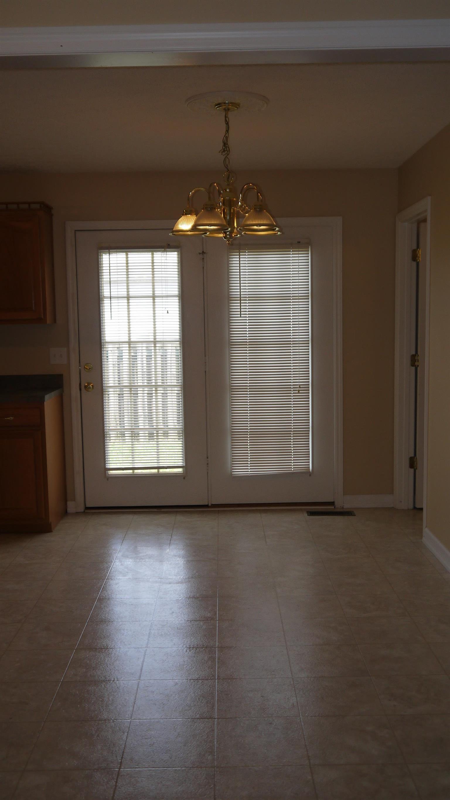1425 Hills Chapel Road Manchester, TN 37355 - Photo 4 of 15 Gallery Image 4