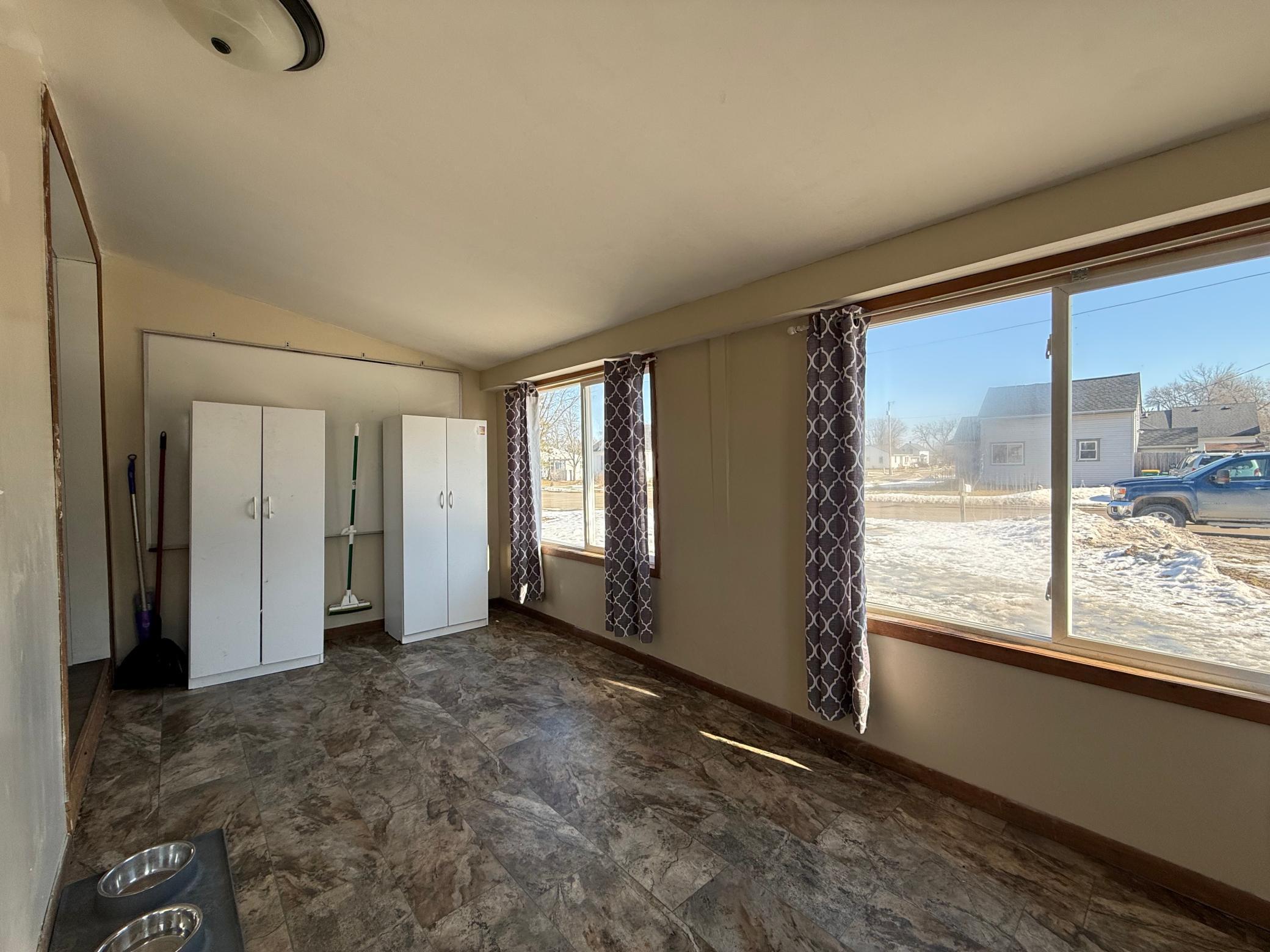 301 4th Street Southwest Pine Island, MN 55963 - Photo 3 of 14