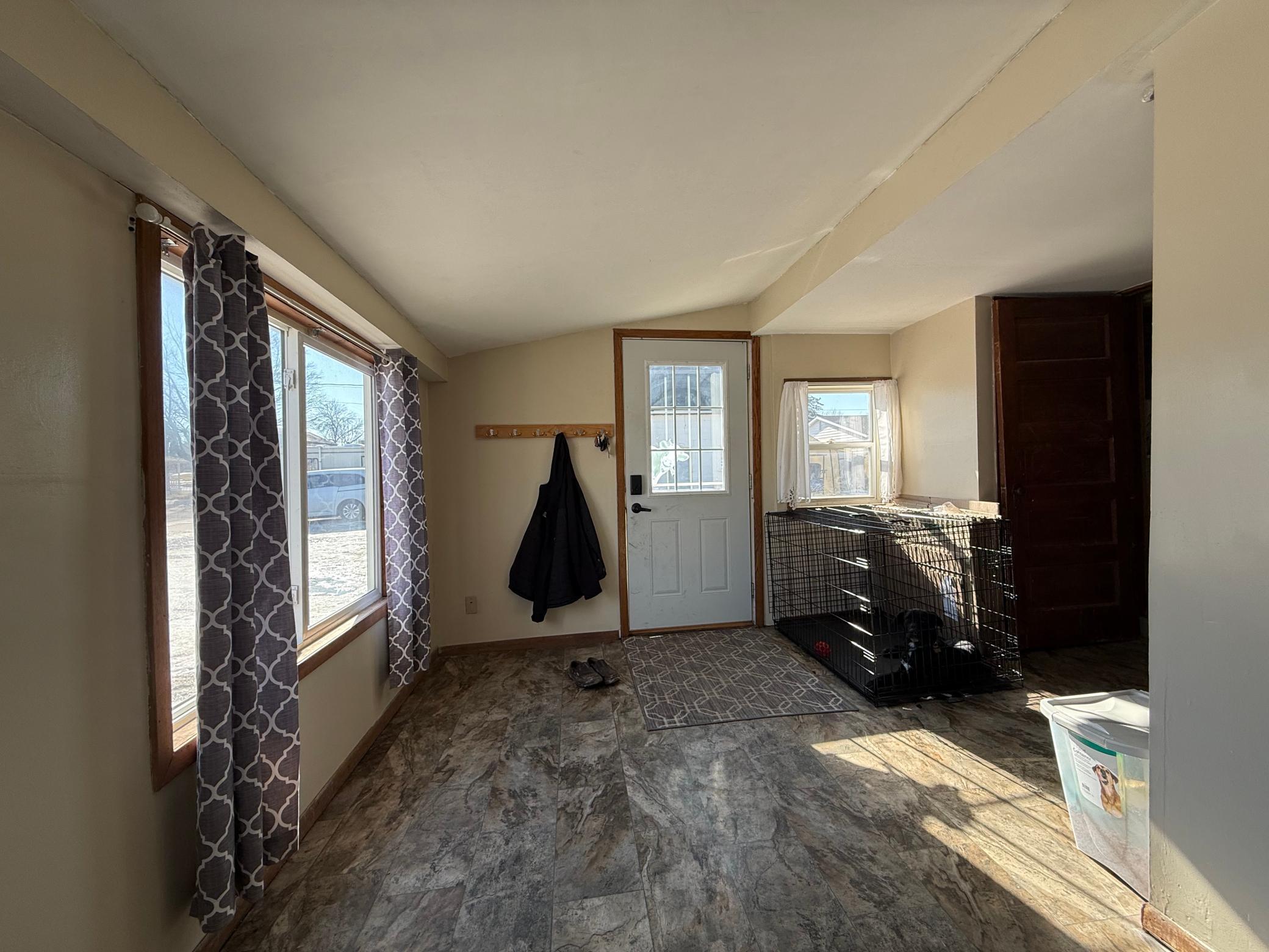 301 4th Street Southwest Pine Island, MN 55963 - Photo 4 of 14