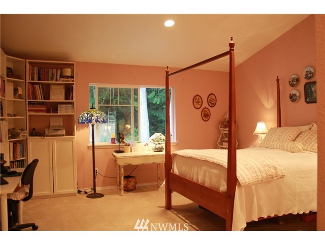 80 East Robbins Road Grapeview, WA 98546 - Photo 4 of 11 Gallery Image 4