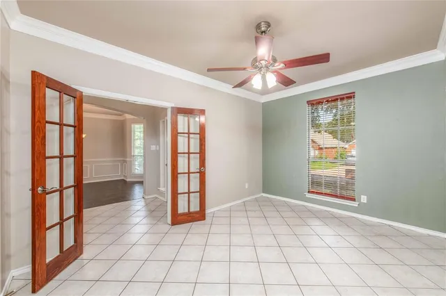 $2,900 | 2010 Marie Weldon Lane, Arlington, TX 76001