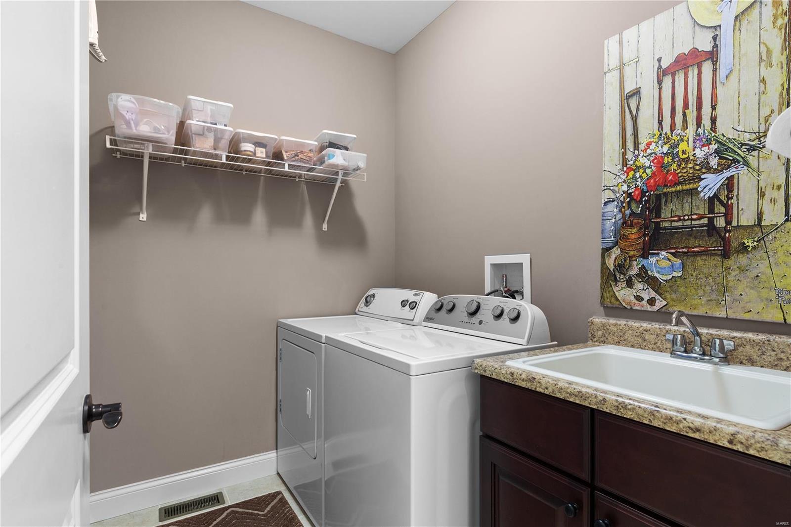 402 Maple Rise Path Chesterfield, MO 63005 - Photo 38 of 40 Gallery Image 38