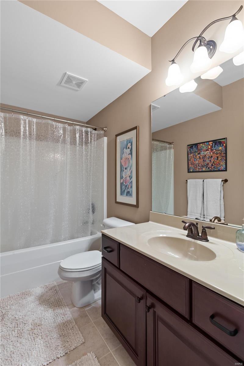 402 Maple Rise Path Chesterfield, MO 63005 - Photo 40 of 40 Gallery Image 40