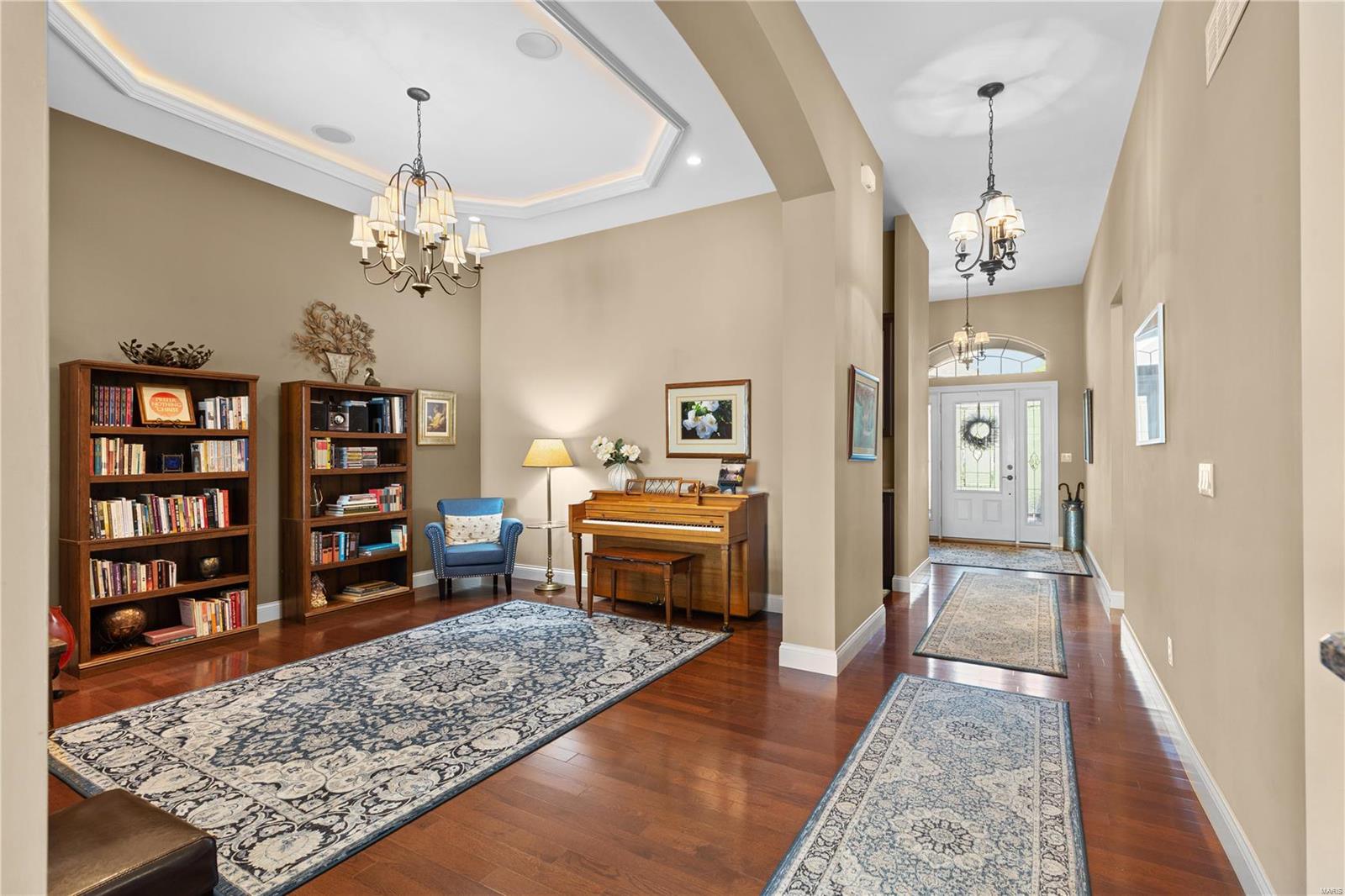 402 Maple Rise Path Chesterfield, MO 63005 - Photo 5 of 40 Gallery Image 5