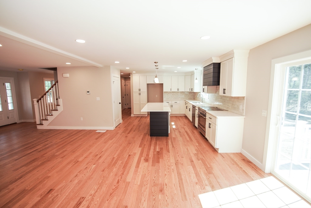 86 Howland Road Lakeville, MA 02347 - Photo 3 of 41 Gallery Image 3