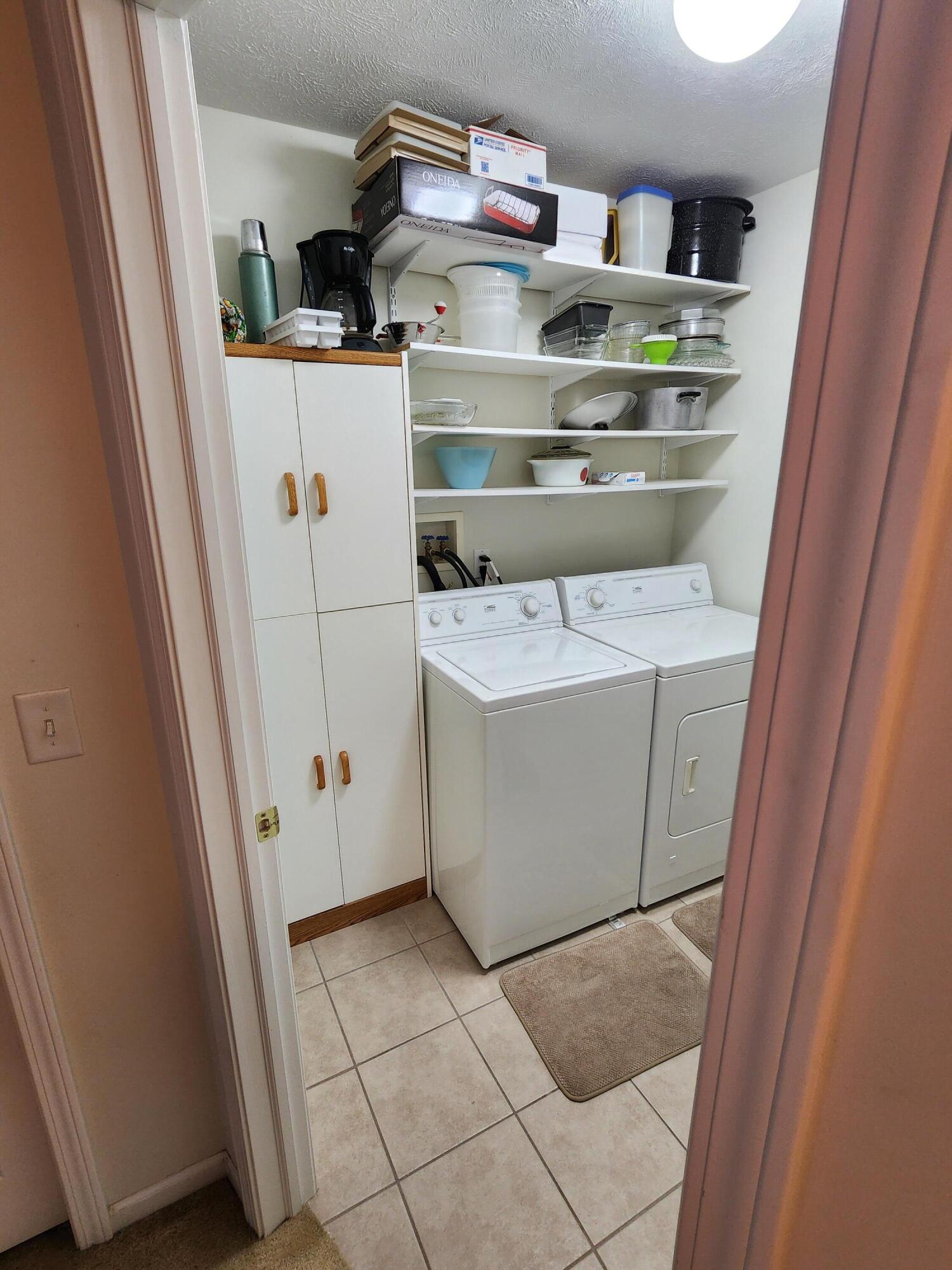 1295 North Whitehall Road, Unit 23 Muskegon, MI 49445 - Photo 26 of 35 Laundry Room