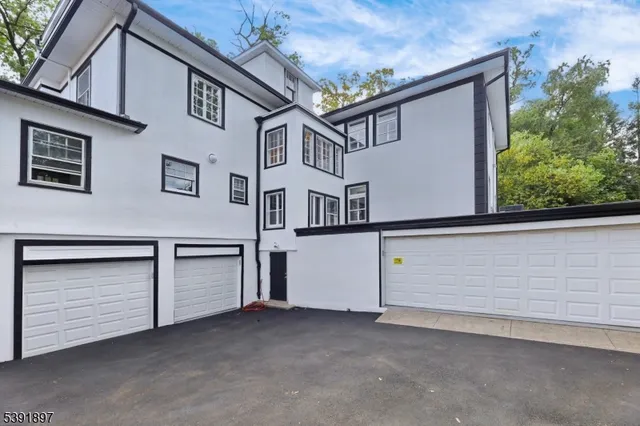 front view of a house with entryway