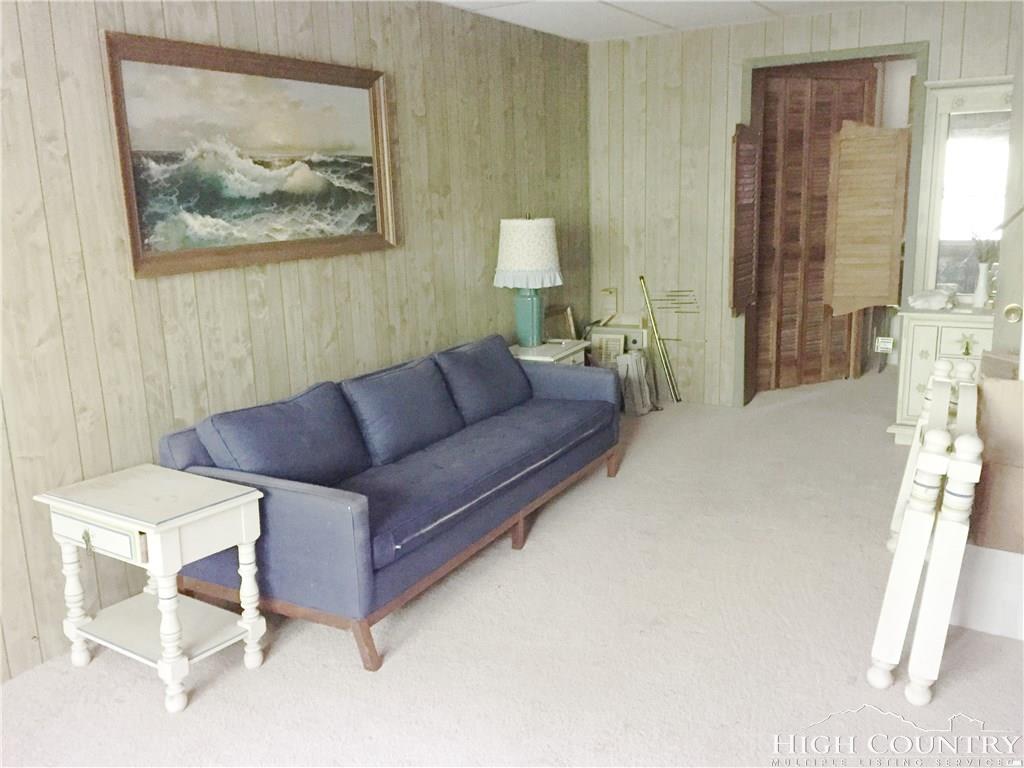 102 Shagbark Road Beech Mountain, NC 28604 - Photo 12 of 17 Gallery Image 12