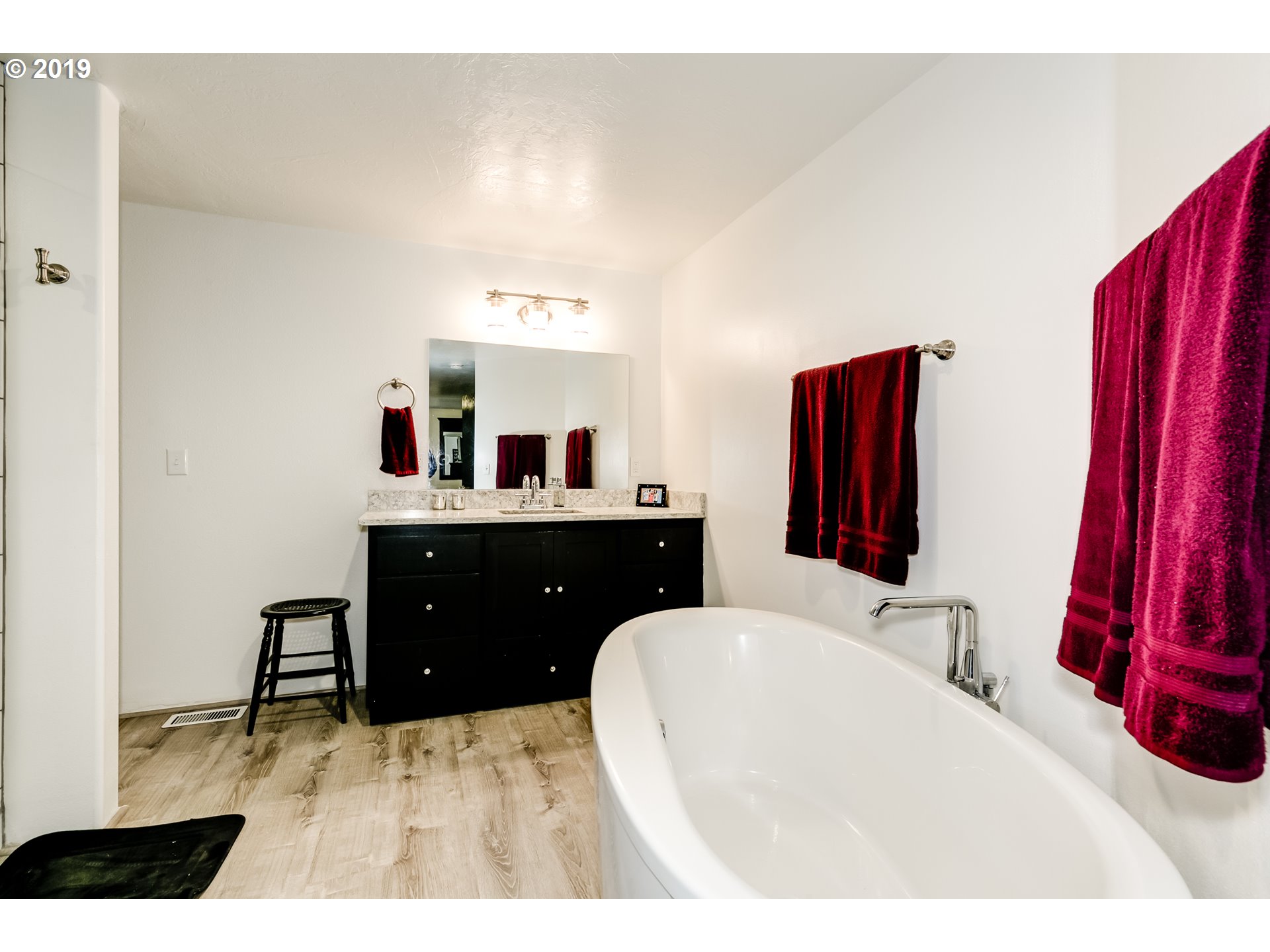 1220 South 69th Place Springfield, OR 97478 - Photo 15 of 25 Gallery Image 15