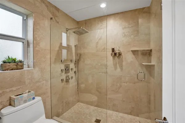 $8,252 | 1201 Washington Street, Hollywood, FL 33019
