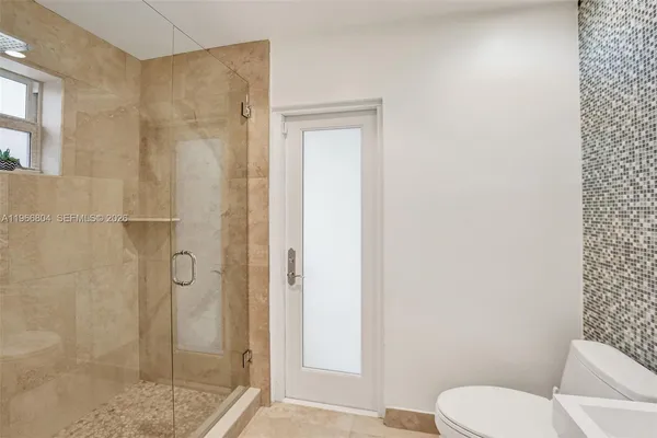 $8,252 | 1201 Washington Street, Hollywood, FL 33019