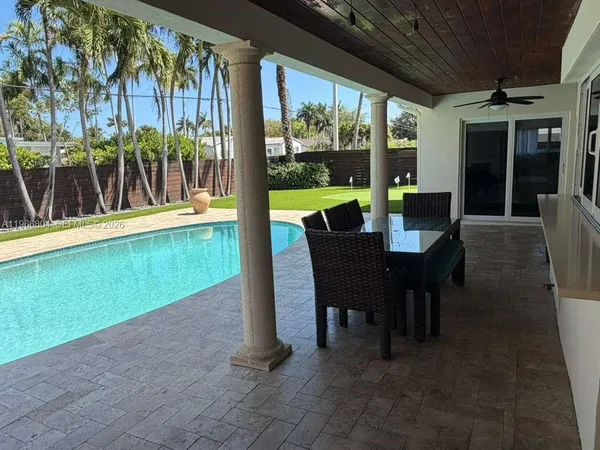 $8,252 | 1201 Washington Street, Hollywood, FL 33019