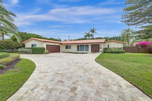$8,252 | 1201 Washington Street, Hollywood, FL 33019
