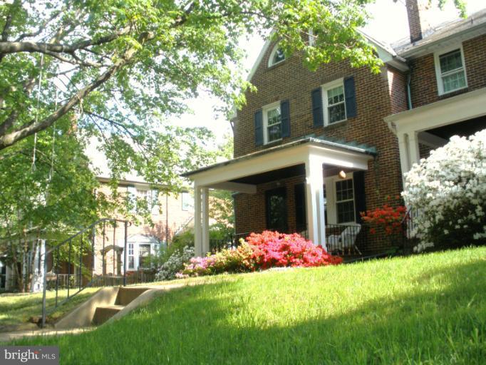 321 Dunkirk Road Baltimore, MD 21212 - Photo 24 of 30 a front view of a house with garden