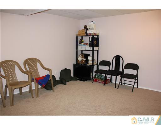 18 Snowflake Lane Edison, NJ 08820 - Photo 16 of 16