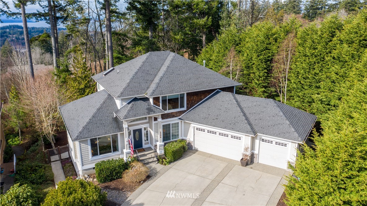 2006 40th Street Bellingham, WA 98229 - Photo 2 of 35 Gallery Image 2