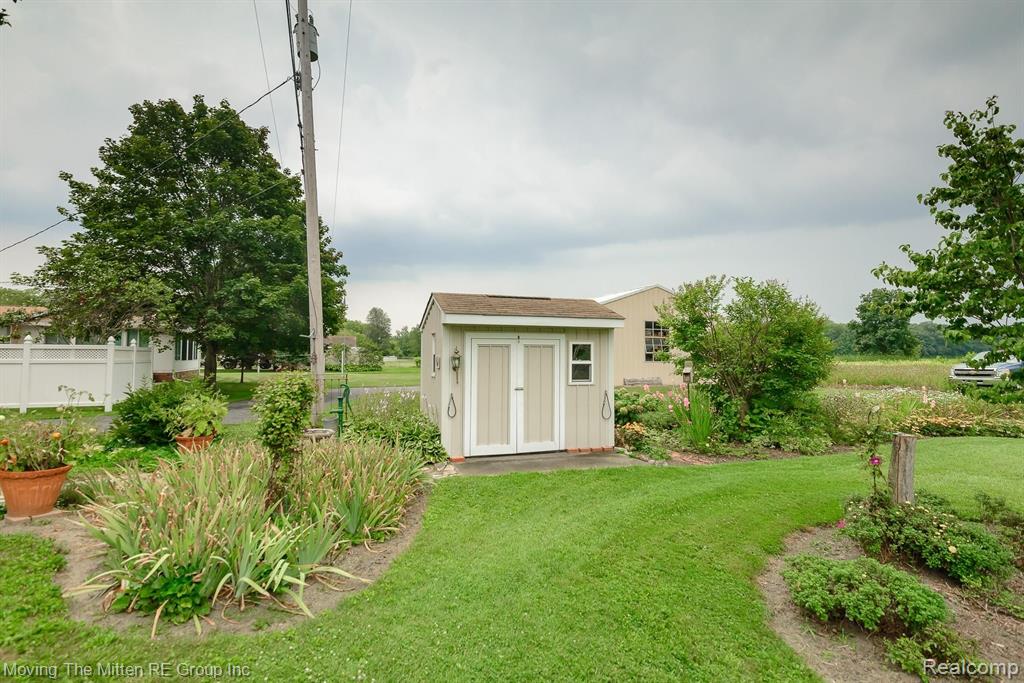 46445 Harris Road Belleville, MI 48111 - Photo 41 of 51 Gallery Image 41
