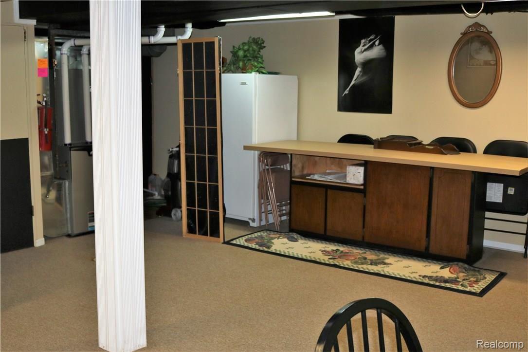 54414 Mound Road Utica, MI 48316 - Photo 30 of 57 IMG_9559.JPG