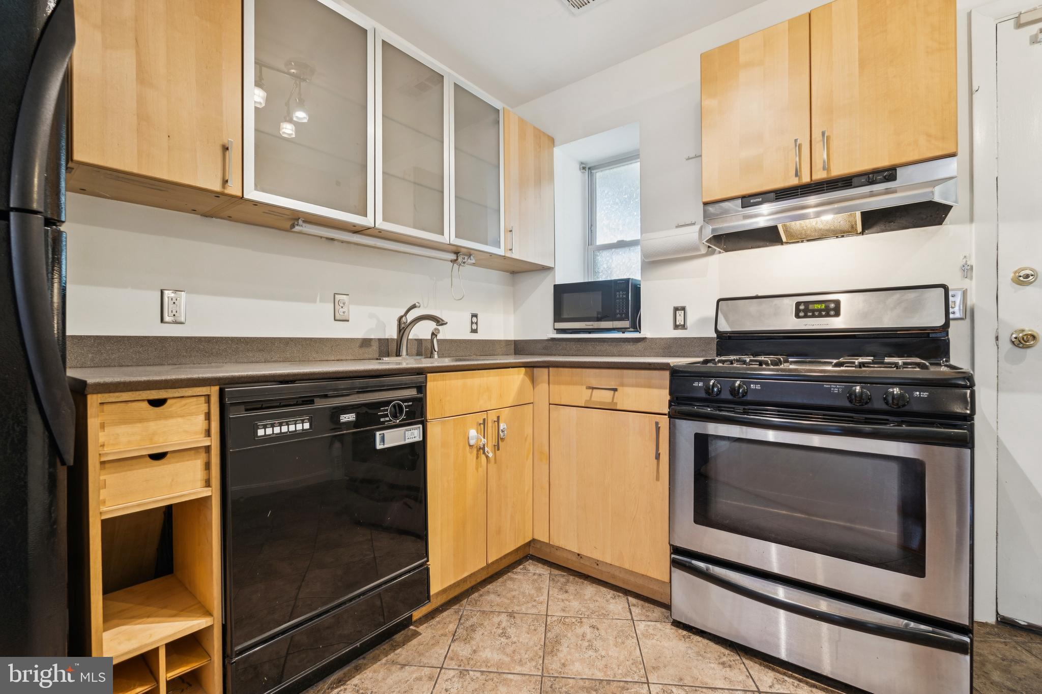 213 Grindall Street Baltimore, MD 21230 - Photo 5 of 23