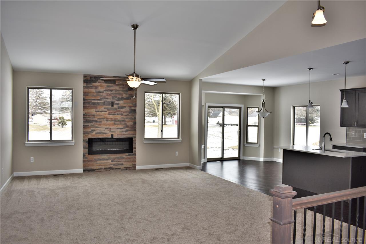 1940 Shelldrake Lane St. Clair, MI 48079 - Photo 4 of 22