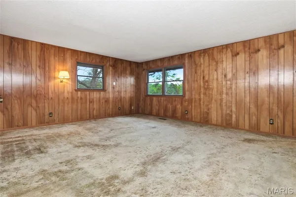 $1,250,000 | 15556 Slab Spring Drive, Licking, MO 65542