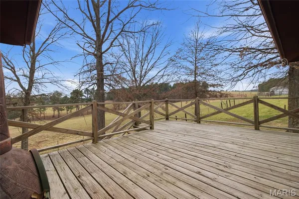 $1,250,000 | 15556 Slab Spring Drive, Licking, MO 65542