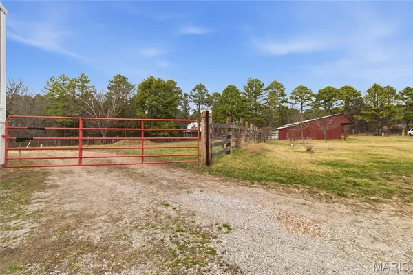 $1,250,000 | 15556 Slab Spring Drive, Licking, MO 65542