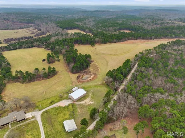 $1,250,000 | 15556 Slab Spring Drive, Licking, MO 65542