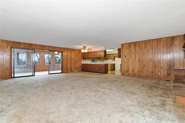 $1,250,000 | 15556 Slab Spring Drive, Licking, MO 65542