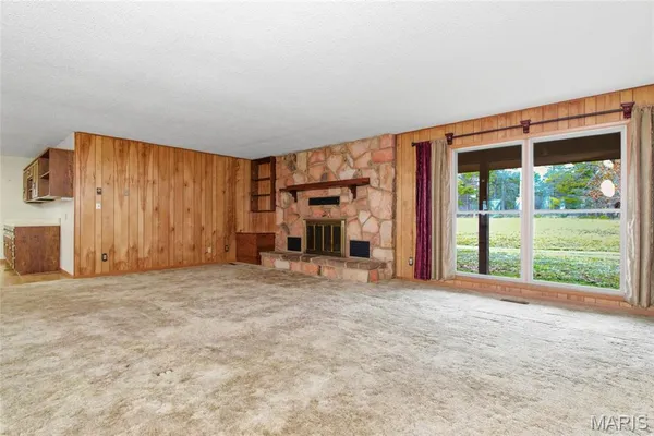 $1,250,000 | 15556 Slab Spring Drive, Licking, MO 65542