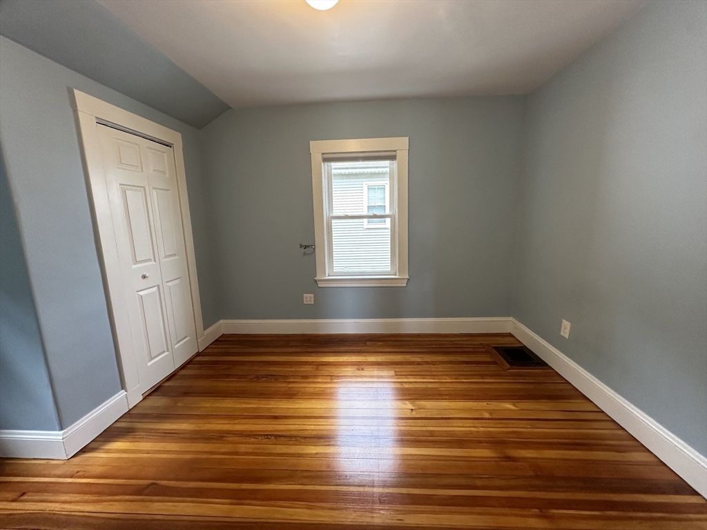17 Russell Road Winchester, MA 01890 - Photo 10 of 15