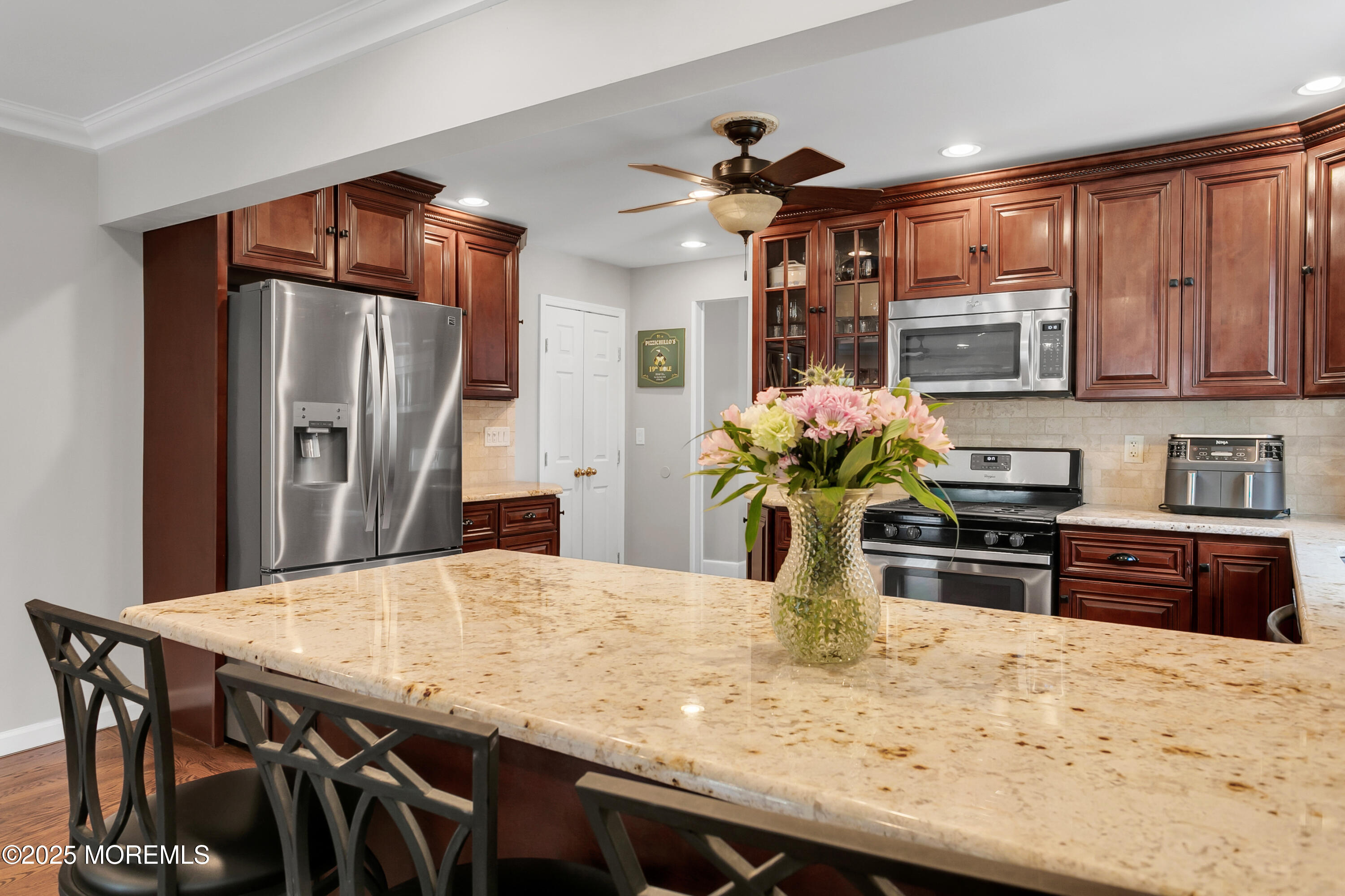 98 Tindall Road Middletown, NJ 07748 - Photo 13 of 49 98 Tindall Rd Middletown-print-014-040-4